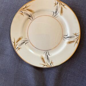 Vintage DW Japan Fine China – Set of 4 Bread Plates (Mid-Century Wheat Pattern)